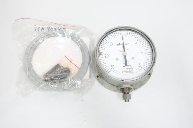 MOELLER 6685-00-906-4000 SC4MC15CWR0NAG PRESSURE GAUGE 4-1/2IN 0-30IN-HG/0-15PSI