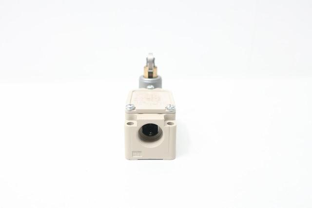 OMRON WLSD2-TS LIMIT SWITCH 250V-AC 48V-DC