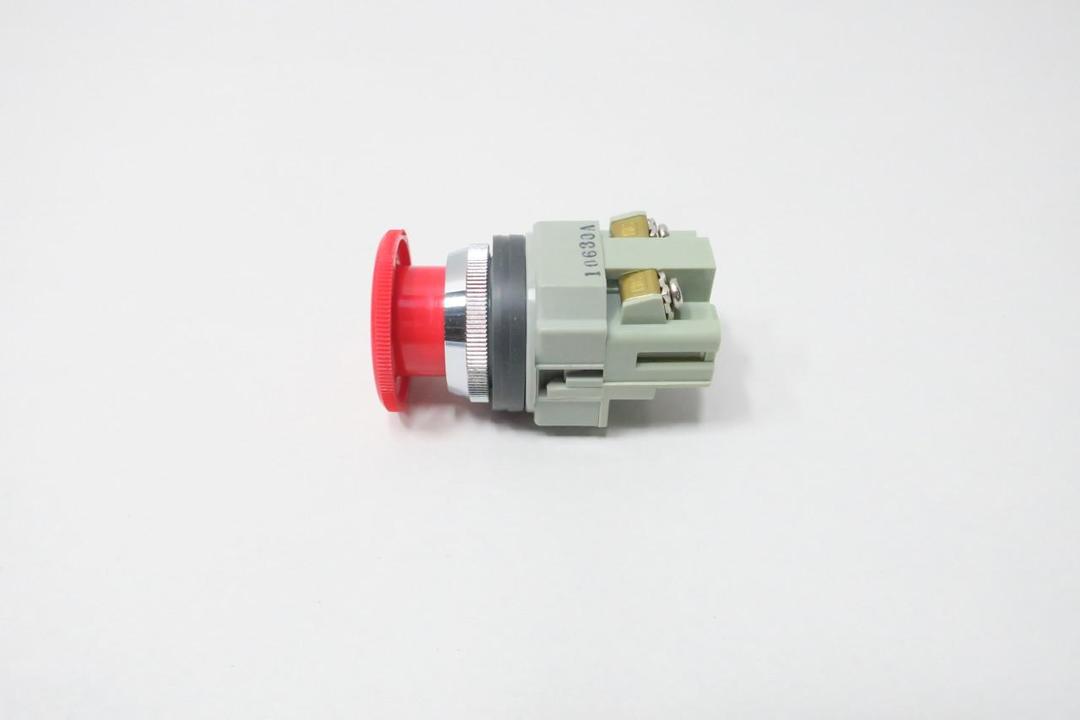 IDEC AVN301N-R EMERGENCY STOP BUTTON 125V-AC