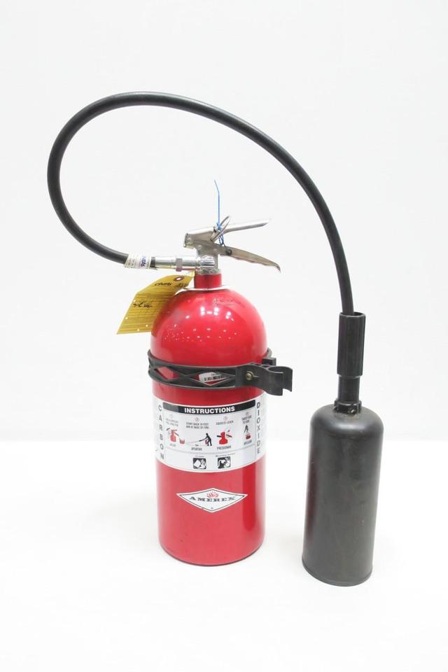 AMEREX 330 CARBON DIOXIDE FIRE EXTINGUISHER