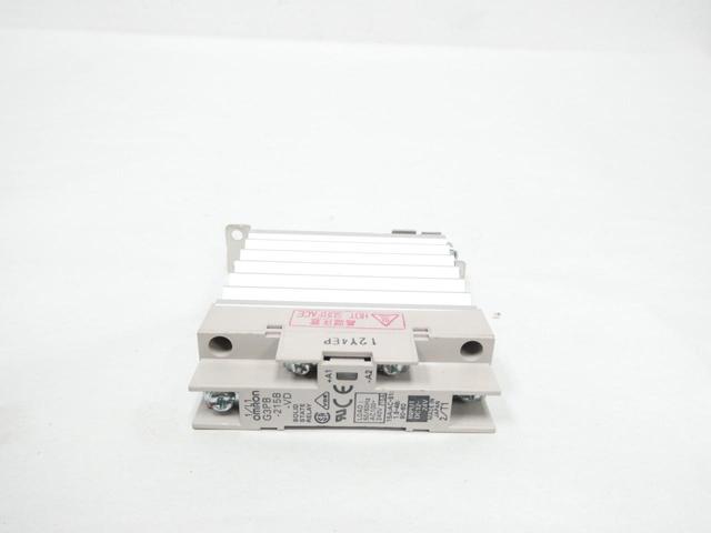 OMRON G3PB-215B-VD SOLID STATE RELAY 12-24V-DC 15A AMP 100-240V-AC