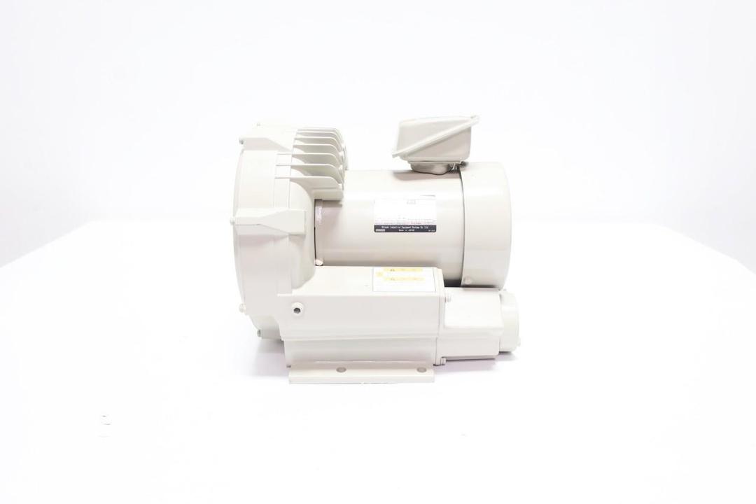 HITACHI VB-004-G2 1.3M3/MIN 3PH 470W 400V-AC CENTRIFUGAL VORTEX BLOWER
