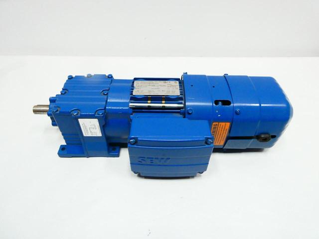 SEW EURODRIVE R17DRS71S4BE05HR/AS7W GEARMOTOR 3PH 230/460V-AC 78-470RPM 0.5HP