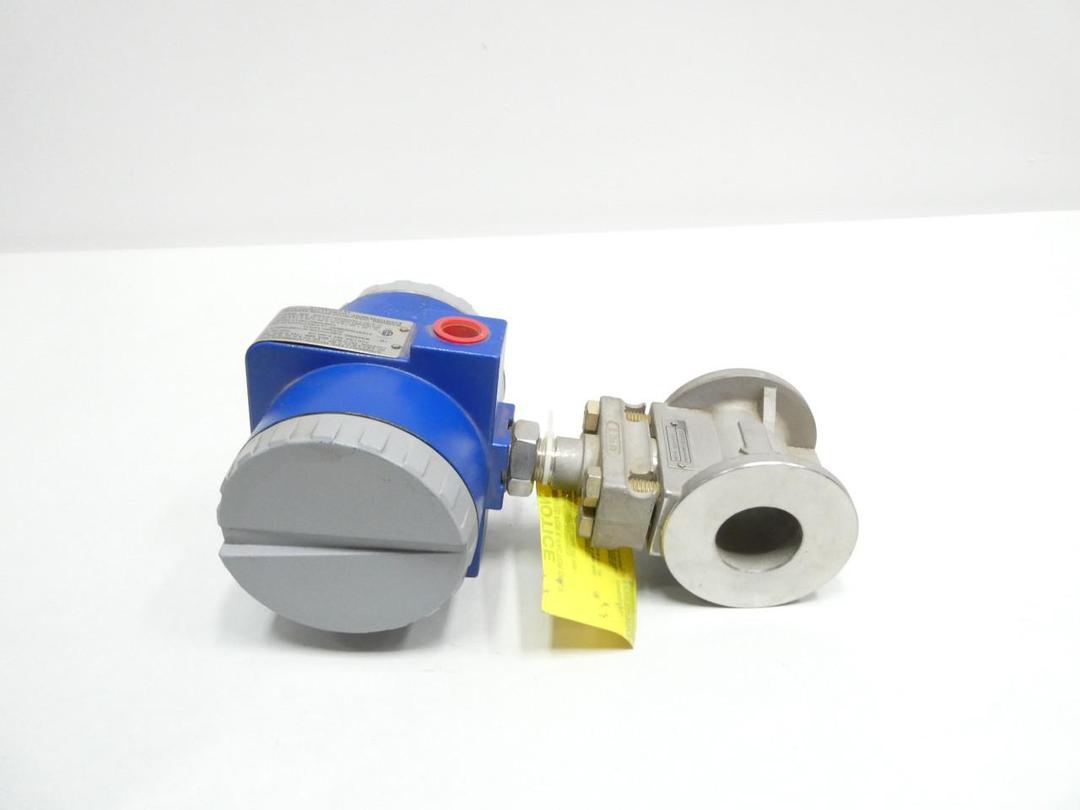 FOXBORO 83W-D1HS1SSTNA MAGNETIC FLOW METER 1-1/2IN 12.5-42V-DC