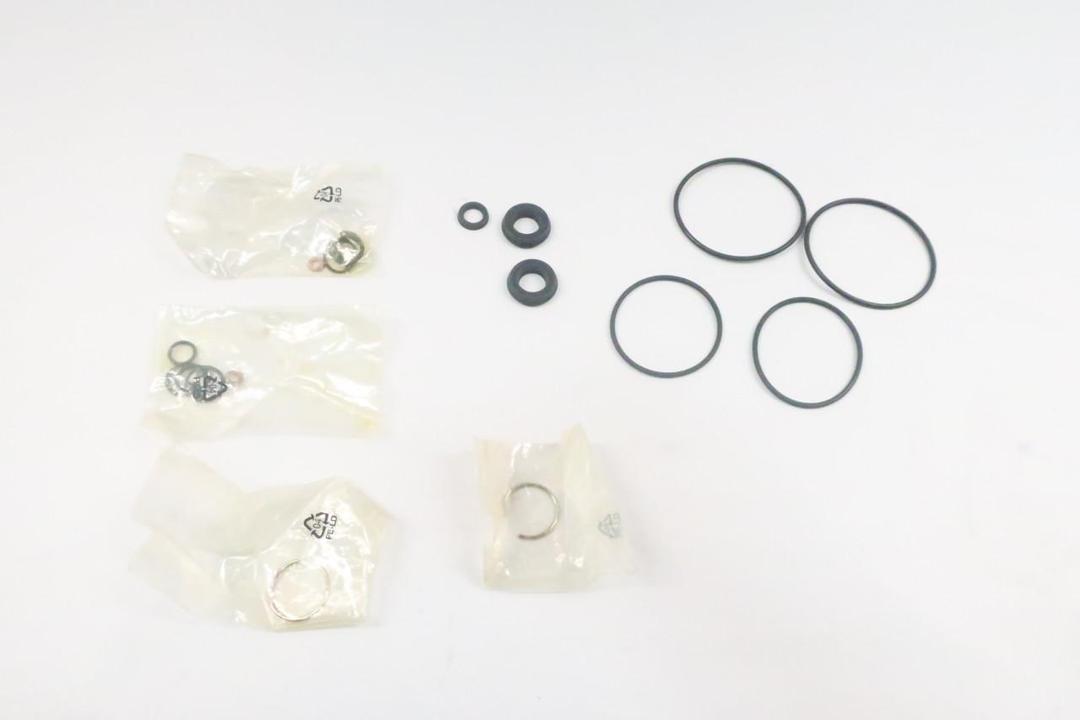 CLARK 3769077 BRAKE BOOSTER SEAL REPAIR KIT