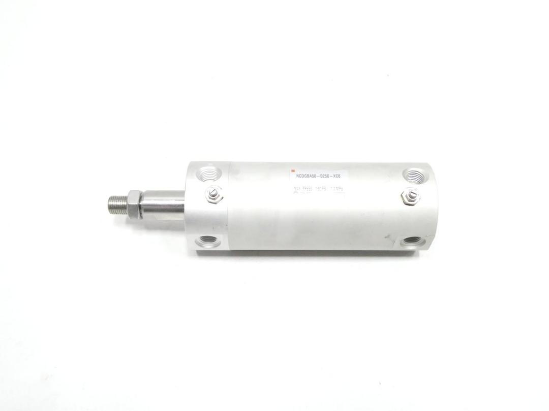 SMC NCDGBA50-0250-XC6 DOUBLE ACTING PNEUMATIC CYLINDER 50MM 250MM 1/4IN 150PSI