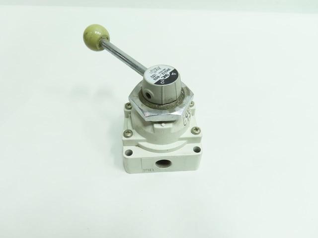 SMC VH312-N03 MANUALLY OPERATED DIRECTIONAL CONTROL VALVE 3/8IN NPT 150PSI
