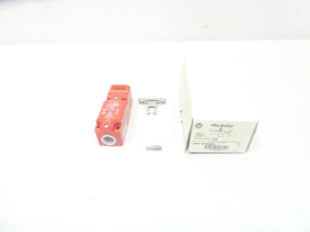 ALLEN BRADLEY 440K-MT55026 GUARDMASTER SAFETY INTERLOCK 240V-AC