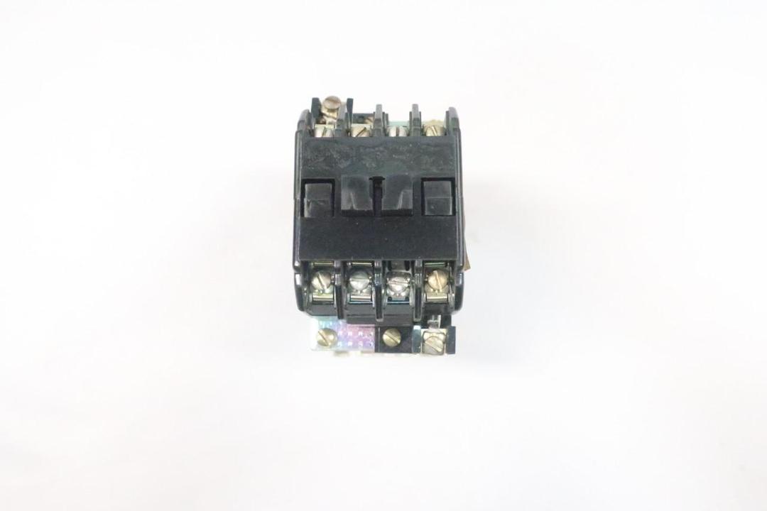 WESTINGHOUSE BFD31S CONTROL RELAY 120V-DC
