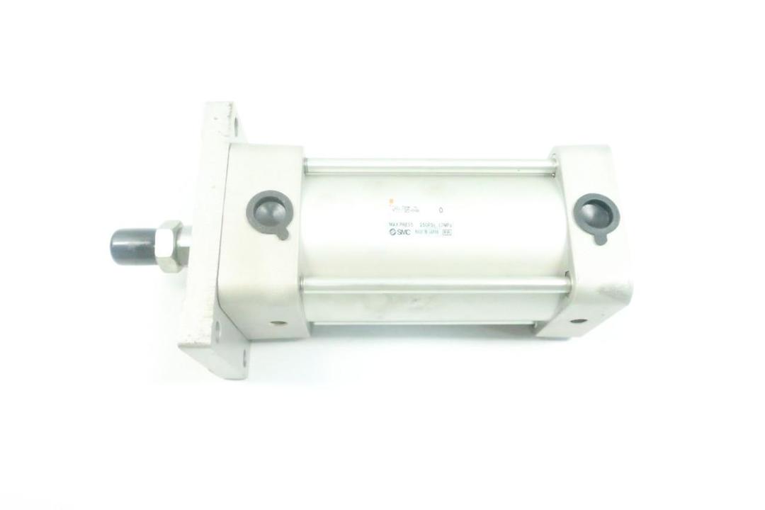 SMC NCDA1F325-0400 DOUBLE ACTING PNEUMATIC CYLINDER 3-1/4IN 4IN 250PSI