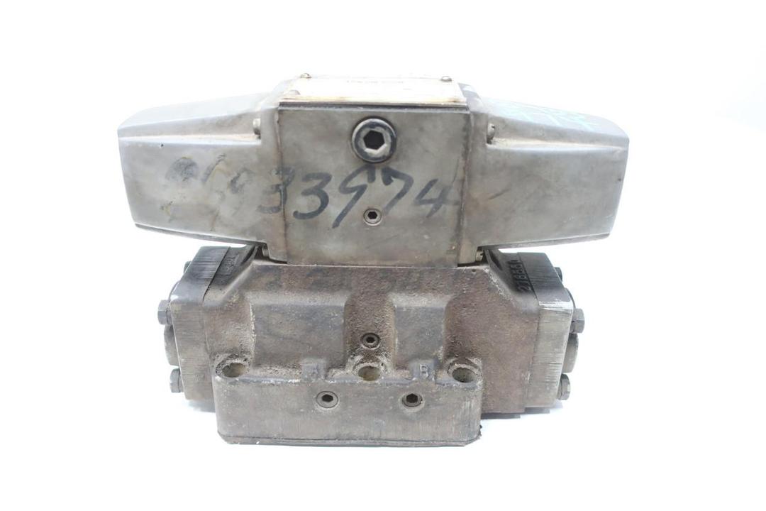 VICKERS DG5S4 064N51 SPERRY HYDRAULIC DIRECTIONAL CONTROL VALVE 115V-AC