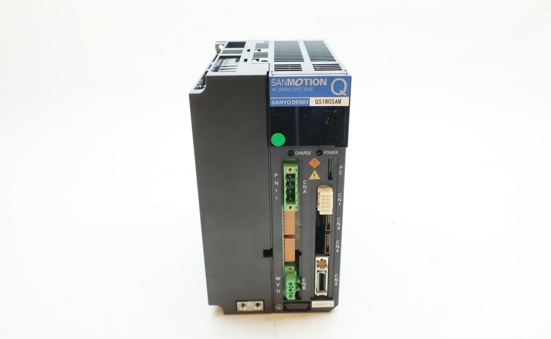 SANYO DENKI QS1W05AM0XXXXC17 12W 200-230V-AC 280V-DC 3PH SERVO AMPLIFIER