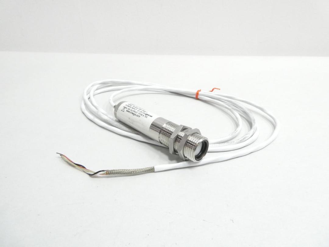 OMEGA OS136-2-K TYPE K TEMPERATURE TRANSMITTER 300-1000F