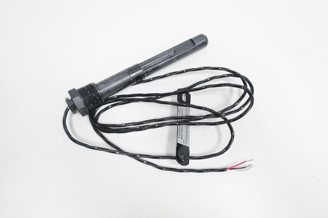 LEEDS NORTHRUP 4905-25-33-073-7 CONDUCTIVITY CELL