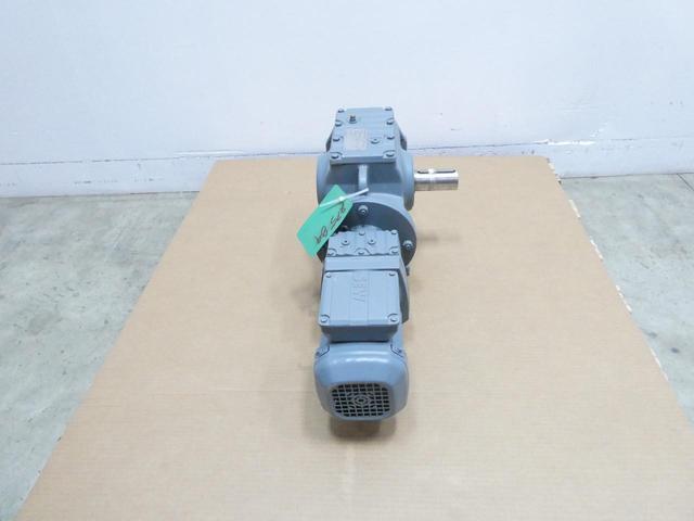 SEW EURODRIVE S77 R37 DRS71S4/RI GEARMOTOR 0.94RPM 3PH 0.5HP 330/575V-AC