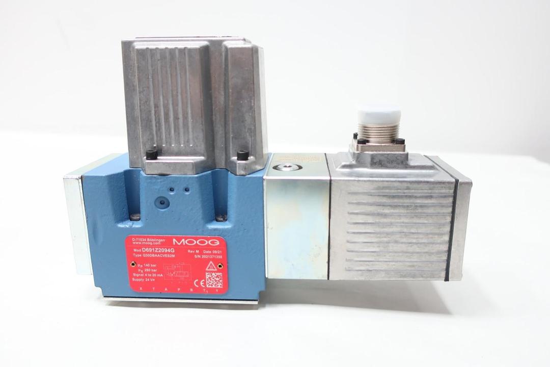 MOOG D691Z2094G Q30DBAACVES2M HYDRAULIC SERVO VALVE 280BAR 24V-DC