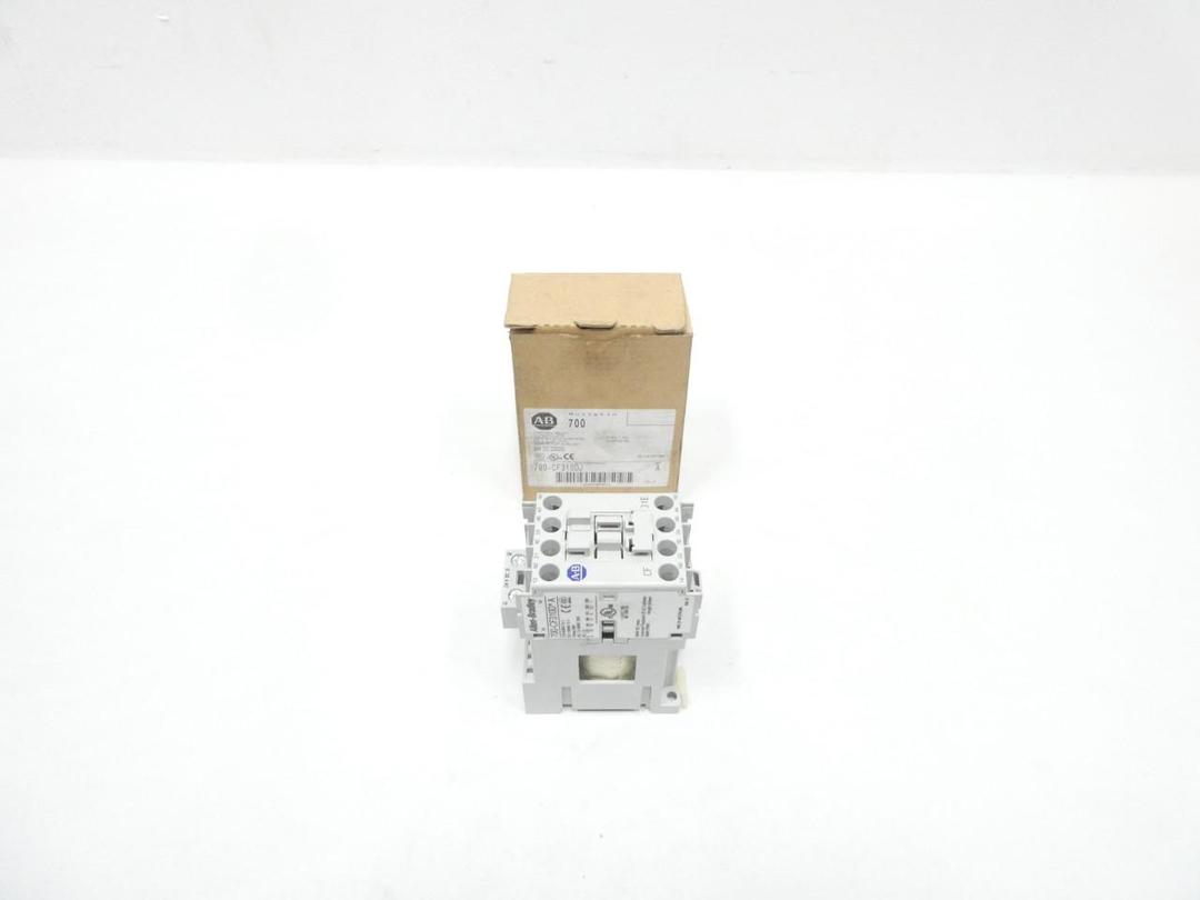 ALLEN BRADLEY 700-CF310DJ CONTROL RELAY 24V-DC