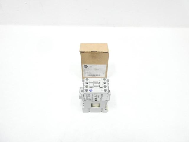 ALLEN BRADLEY 700-CF310DJ CONTROL RELAY 24V-DC