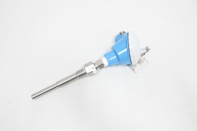 ENDRESS HAUSER TH13-2A12A1AB31AK ULTRASONIC LEVEL TRANSMITTER 4-1/2IN