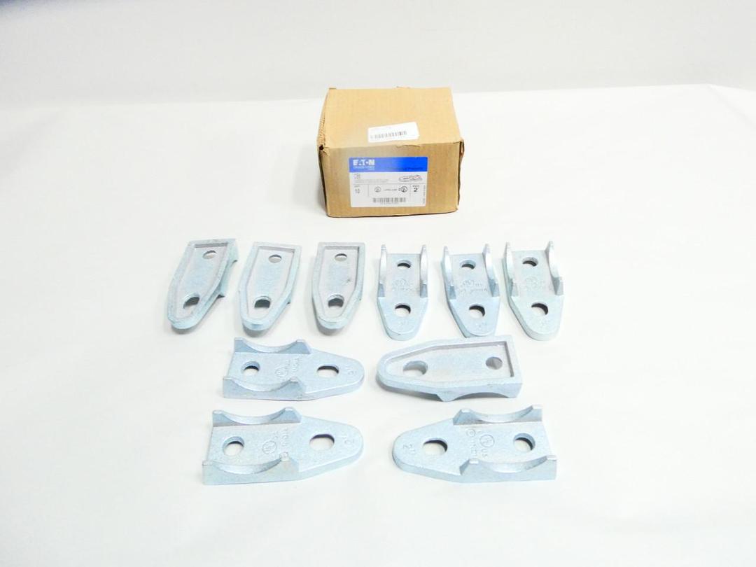 BOX OF 10 CROUSE HINDS CB6 CLAMP/BACK SPACER