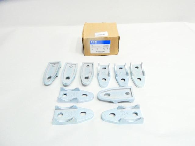 BOX OF 10 CROUSE HINDS CB6 CLAMP/BACK SPACER