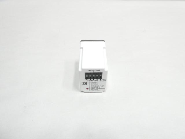 SQUARE D 9050JCK70V24 PLUG-IN RELAY 240V-AC