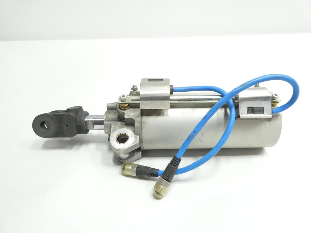 SMC CKP1A63-100YA-P74-85G--X404A PNEUMATIC CLAMP CYLINDER 63MM 100MM 1MPA