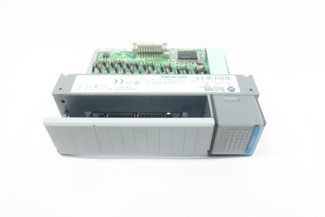 ALLEN BRADLEY 1746-OV32 SLC500 OUTPUT MODULE SER D
