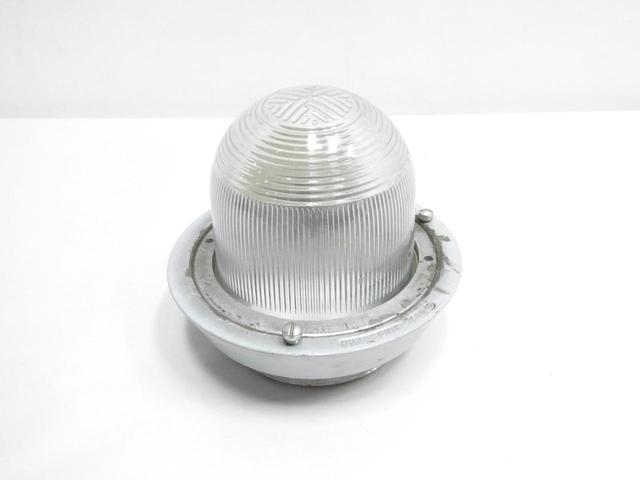 CROUSE HINDS EV10 LIGHTING GLOBE