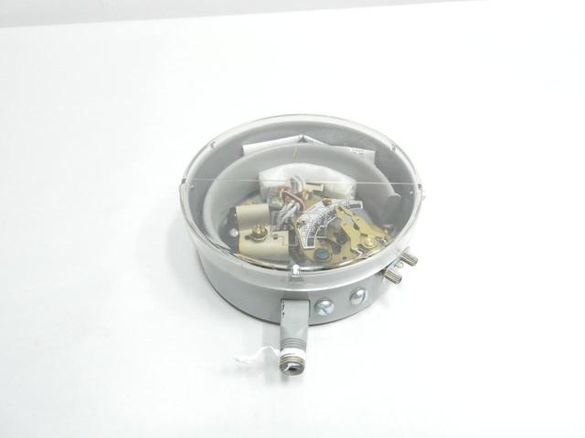 MERCOID DA-31-2-7 PRESSURE SWITCH 120/240/440V-AC