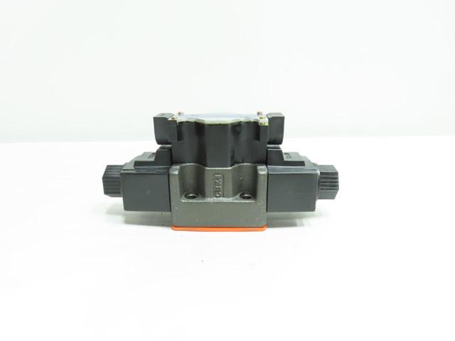 YUKEN DSG-03-3C2-A100-5011 HYDRAULIC DIRECTIONAL CONTROL VALVE 100V-AC