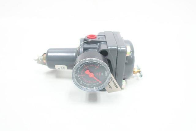 FISHER 67AFR-206-V2-VP2-SF PNEUMATIC REGULATOR 1/4IN NPT 250PSI 0-35PSI