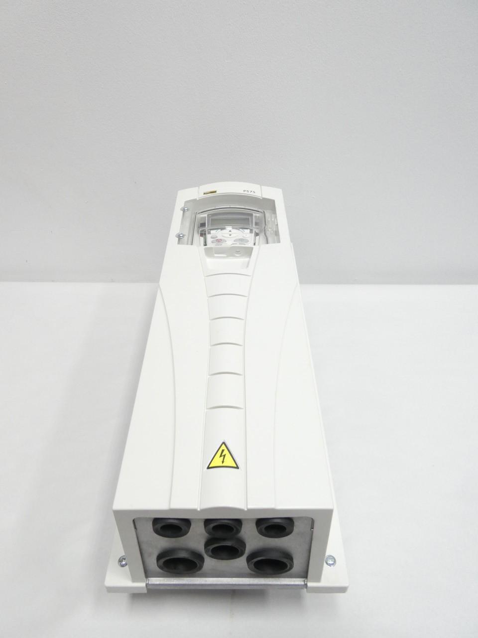 ABB ACH550-ITTUH-015A-4+B055 AC VFD DRIVE 0-500HZ 0-480V-AC 10HP