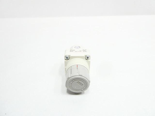SMC AR20-01-A PNEUMATIC REGULATOR 0.05-0.7MPA 1/8IN NPT