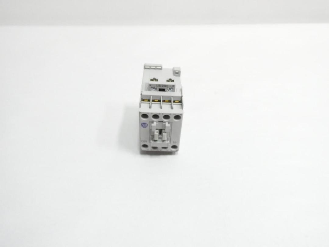 ALLEN BRADLEY 100-C09ZJ10 AC CONTACTOR 120V-AC 25A AMP 5HP