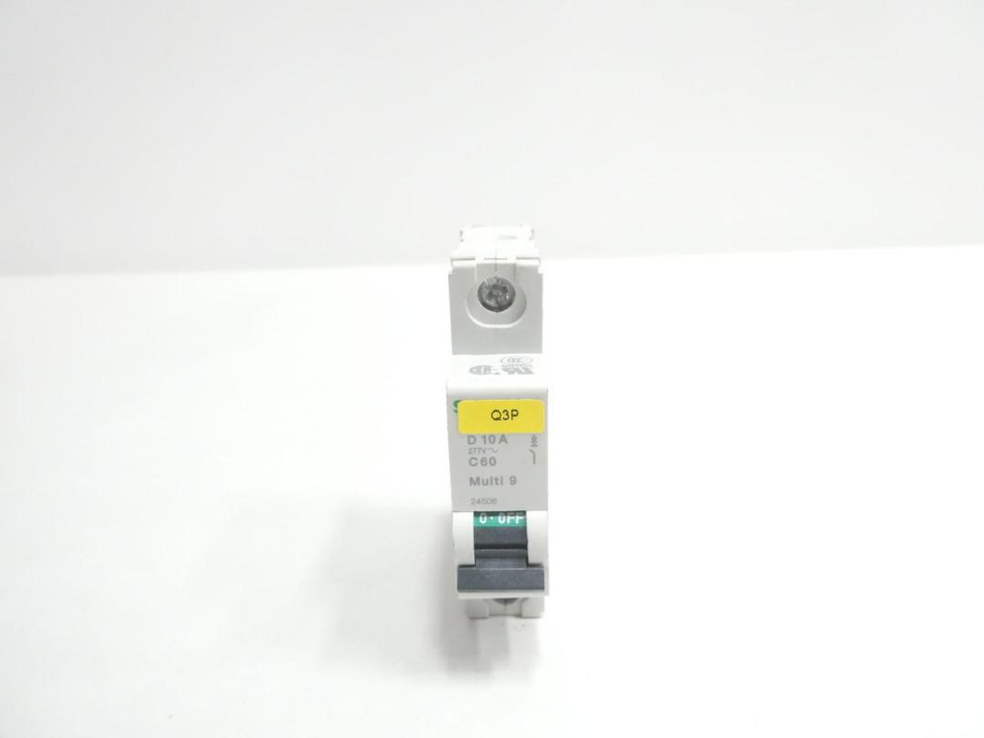 MERLIN GERIN 24506 MULTI 9 MINIATURE CIRCUIT BREAKER 1P 10A AMP 277V-AC