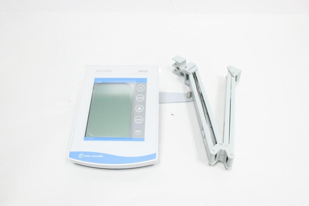 FISHER SCIENTIFIC AB30 ACCUMET CONDUCTIVITY METER