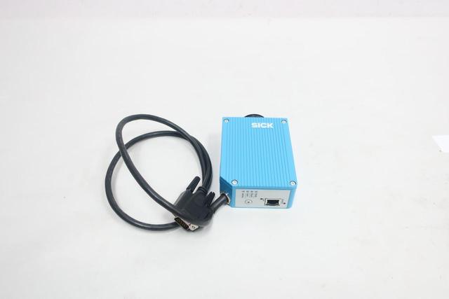 SICK ICR845-2L0020S02 BAR CODE SCANNER 15-30V-DC