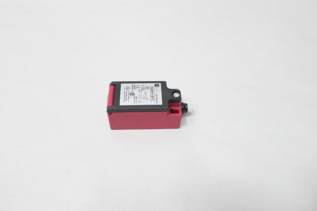 RADWELL RAD4111-SP-C LIMIT SWITCH 250/600V-AC 250V-DC