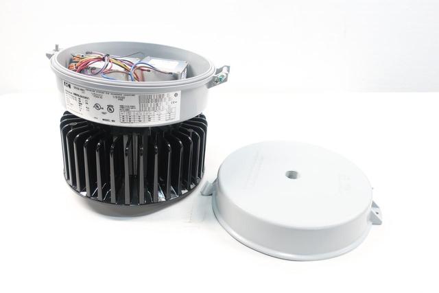 CROUSE HINDS VMV9L2A/UNV1 LED LUMINAIRE 85.6W 100/277V-AC