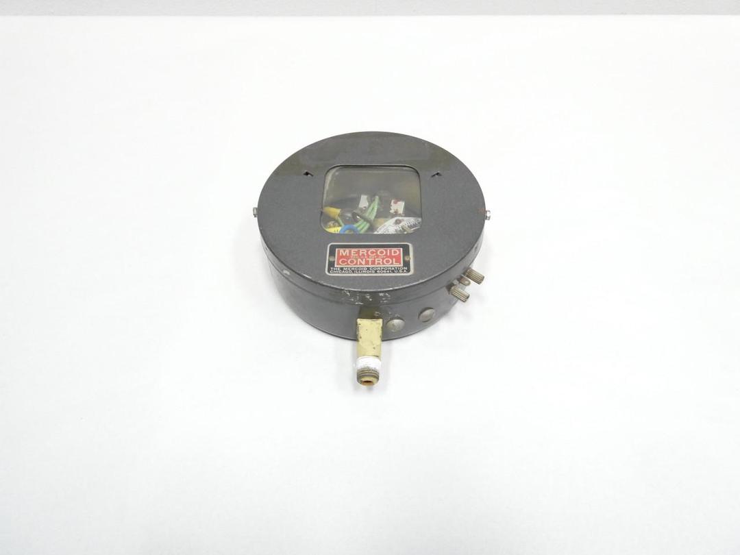 MERCOID DA-31-153 PRESSURE SWITCH 1/4IN 5-150PSI 120/240V-AC