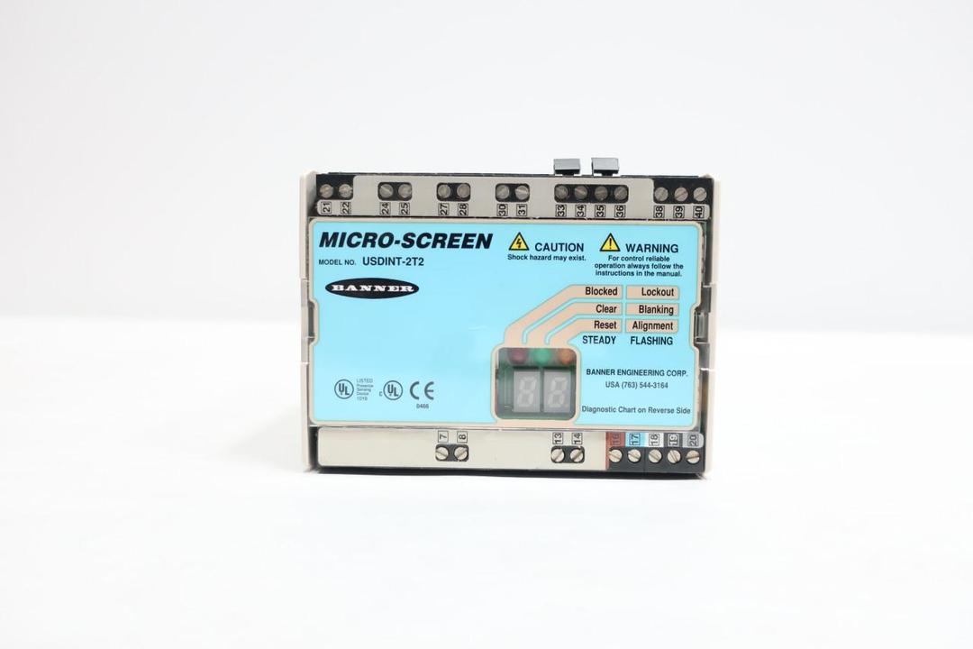 BANNER USDINT-2T2 MICRO-SCREEN SAFETY LIGHT CURTAIN CONTROLLER MODULE