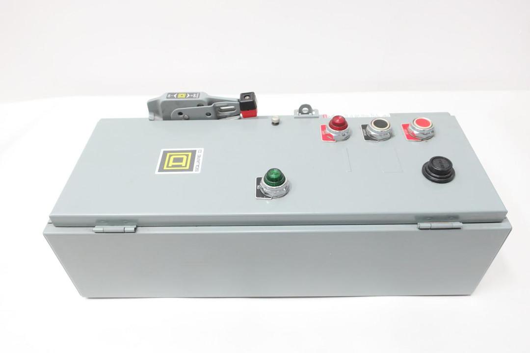 SQUARE D 8538SBG11V81AFF4P71P72T 8536SBO2S SIZE 0 COMBINATION STARTER 120V 5HP