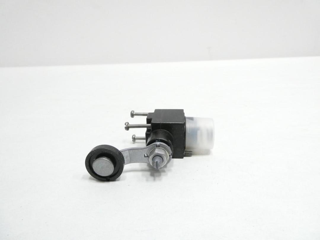 TELEMECANIQUE ZCKD31 LIMIT SWITCH HEAD