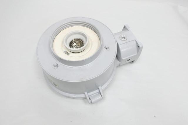 CROUSE HINDS NVMVS2MW156P000 EXPLOSION PROOF LUMINAIRE 150W HPS 240V-AC