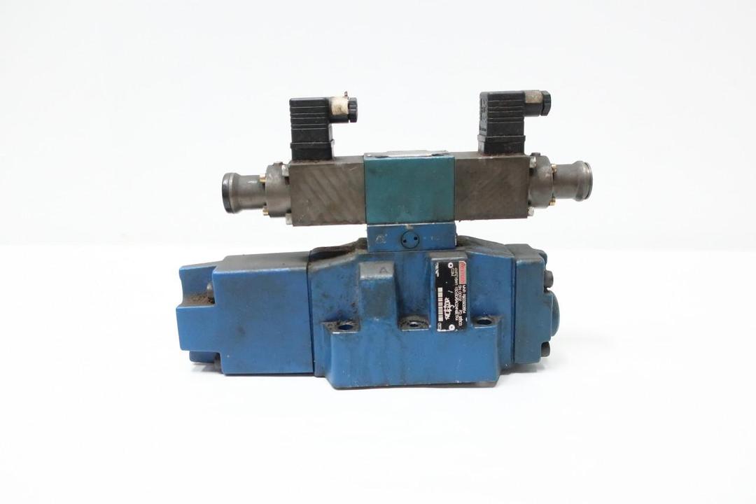 REXROTH R900932854 4WRZ16W1-150-6X/6AG24N9ETK4/D3M HYDRAULIC DIRECTIONAL VALVE