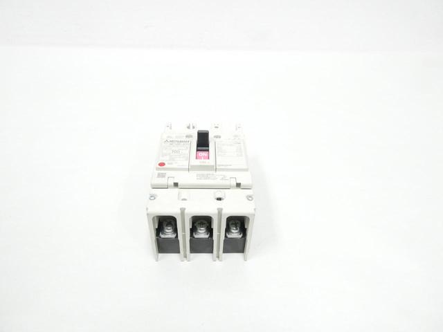 MITSUBISHI NF125-SVU3100 MOLDED CASE CIRCUIT BREAKER 3P 100A AMP 200V-AC