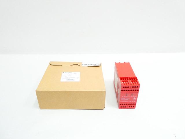 ALLEN BRADLEY MSR22LM 440R-P23071 GUARDMASTER SAFETY RELAY 24V-DC