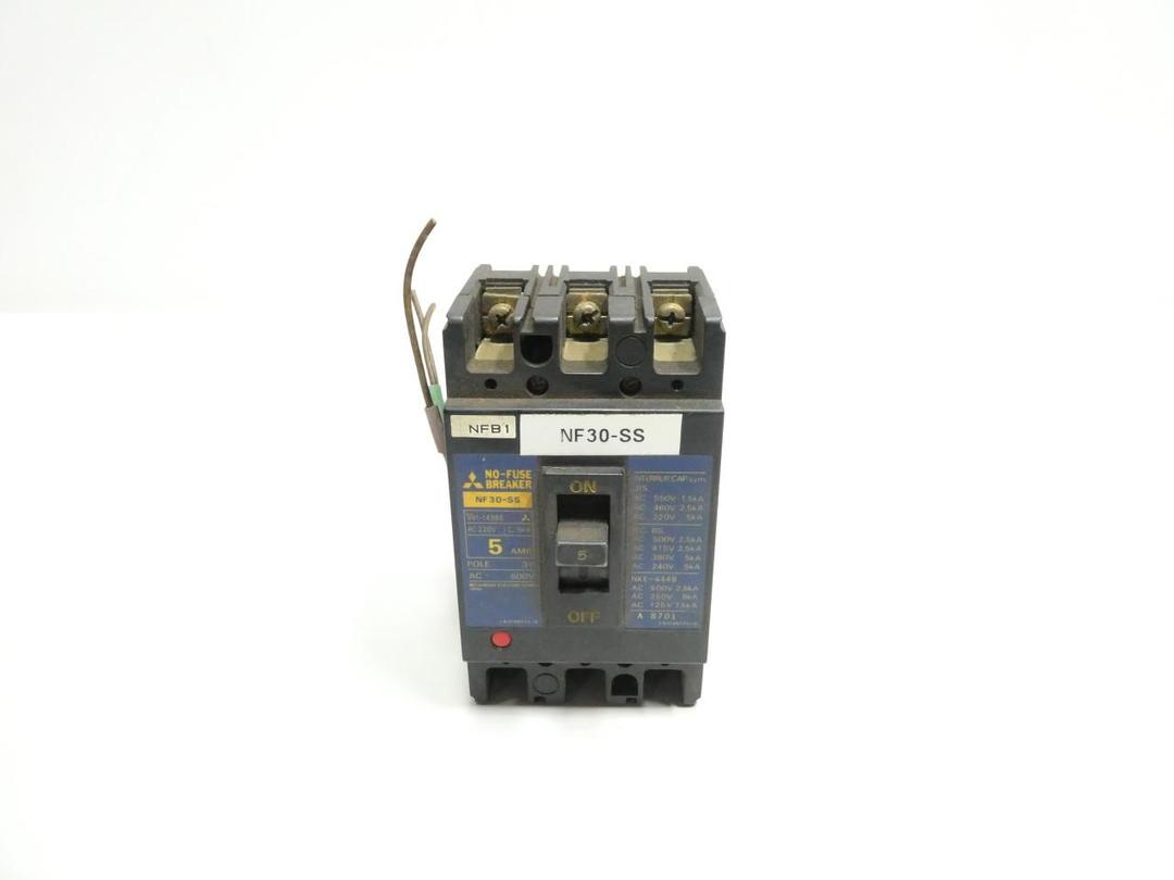 MITSUBISHI NF30-SS-3P-5A MOLDED CASE CIRCUIT BREAKER 3P 5A AMP 220V-AC