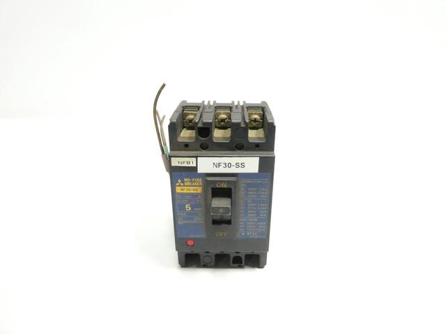 MITSUBISHI NF30-SS-3P-5A MOLDED CASE CIRCUIT BREAKER 3P 5A AMP 220V-AC